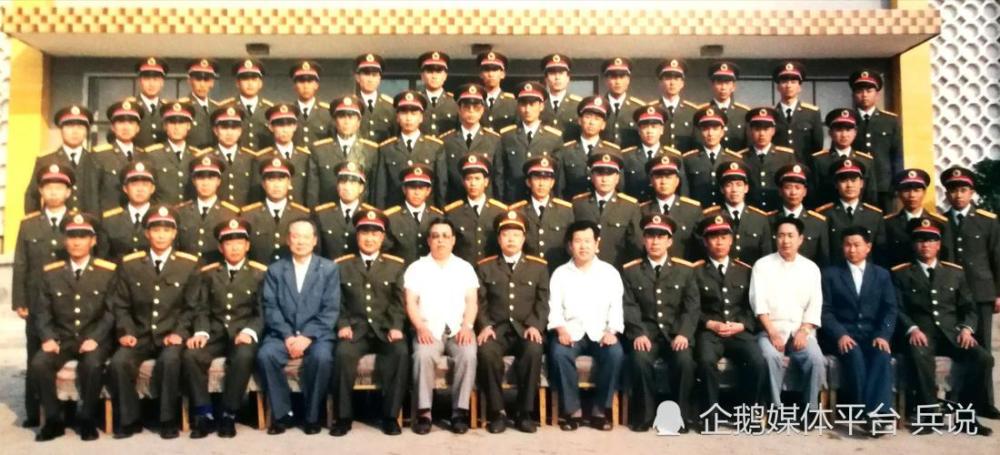 1988年我军恢复军衔制，为何没有授元帅和大将？