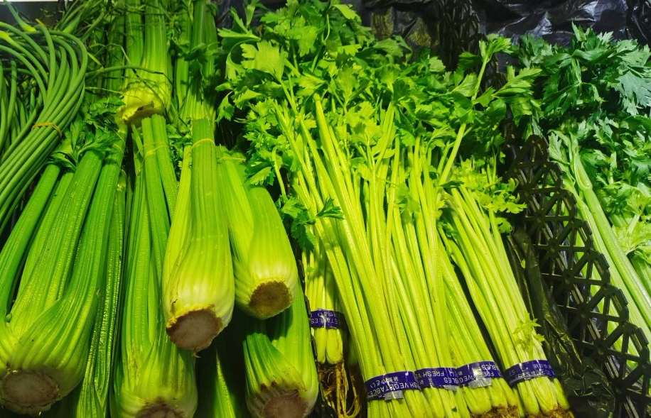 春节健康说 | 春节油腻食物吃多了？想要“刮油”，选这4种食物准没错！