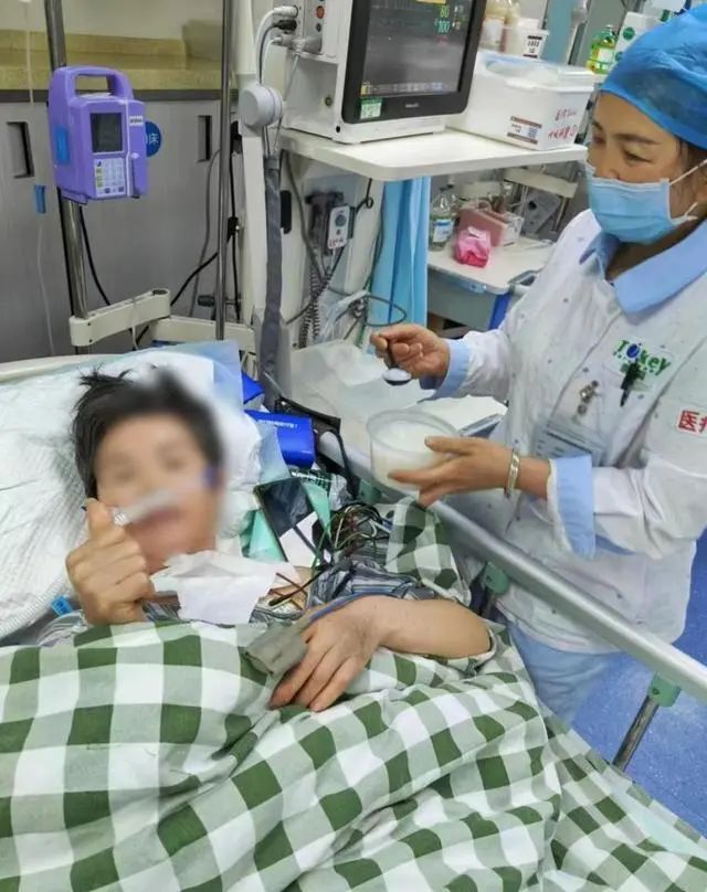 患上“经济舱综合征”！多人返工时猝死，医生提醒…