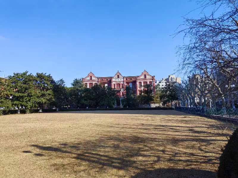 他把青春留在了愚园路岐山村——钱学森与上海