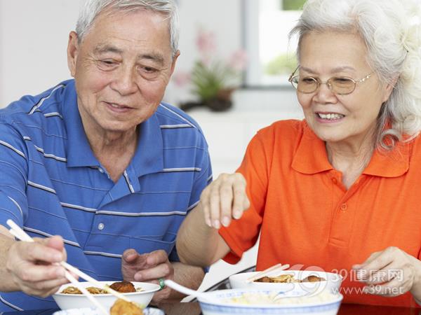 春季老人养生食谱，四款美食保健又滋补，吃出健康好身体！