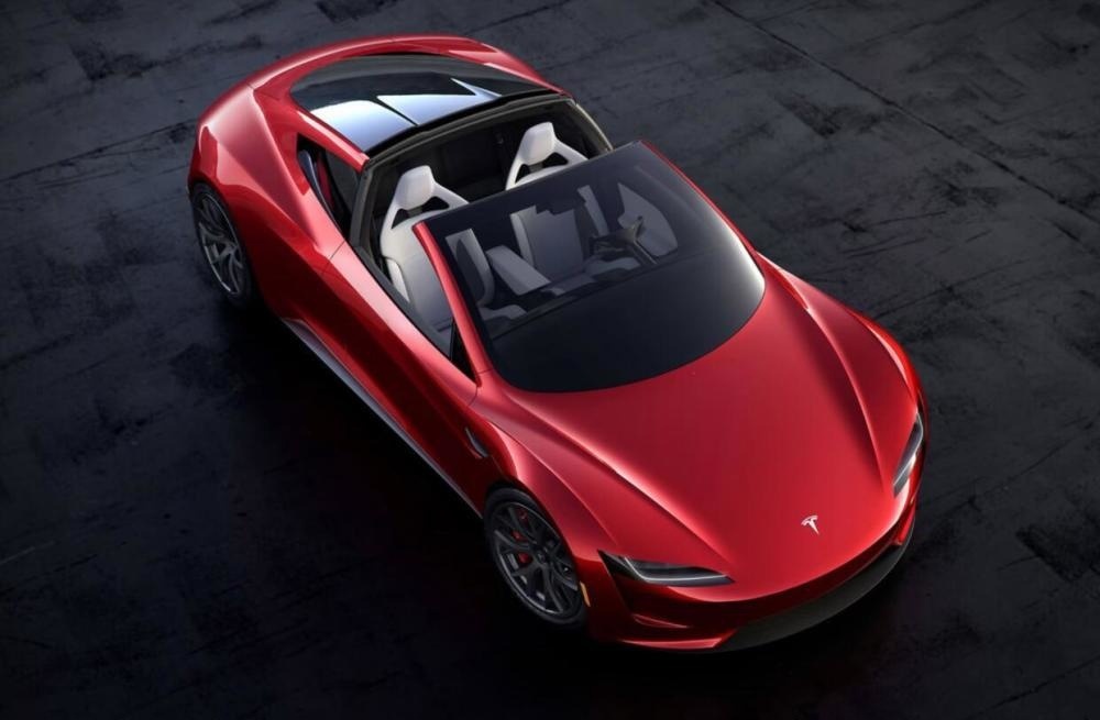 马斯克宣布全新特斯拉 Roadster 跑车年底推出：零百加速不到一秒