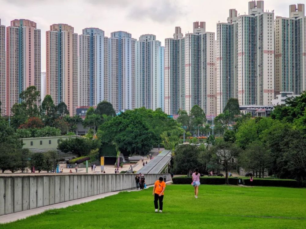 香港楼市还要多久才能回暖？