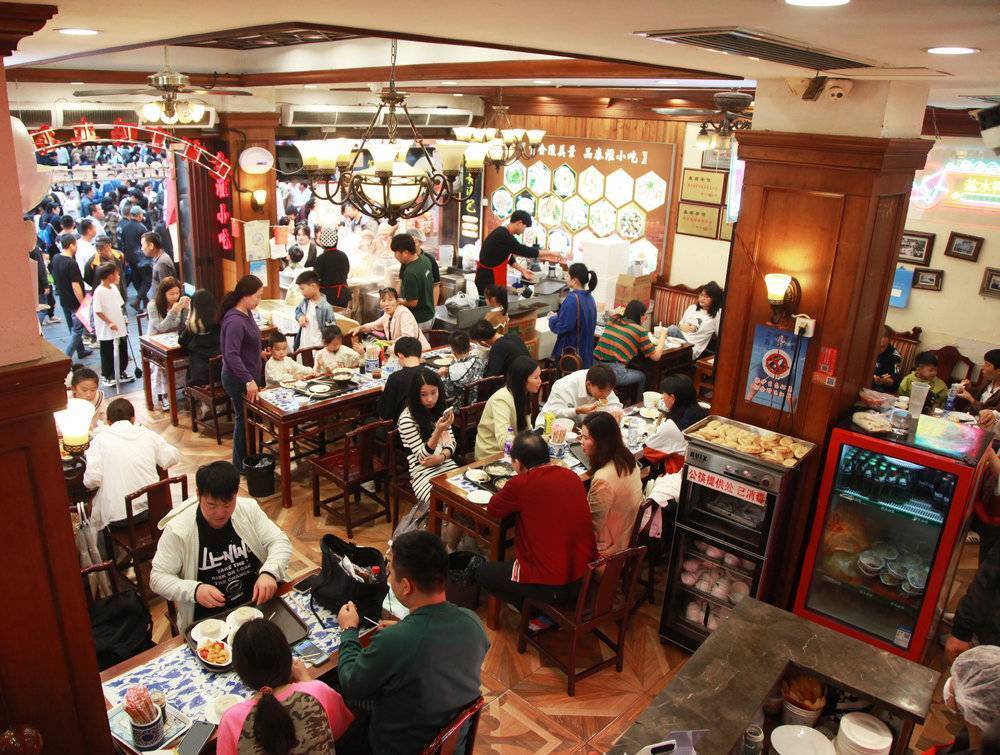 餐饮圈盯上“平价套餐”