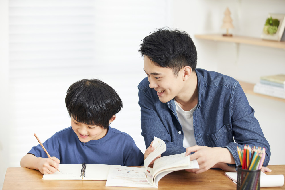 到了初中回头看，凡是能在小学抓住细节的孩子，初中很快脱颖而出