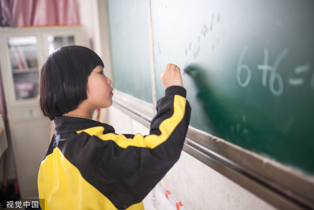 到了初中回头看，凡是能在小学抓住细节的孩子，初中很快脱颖而出