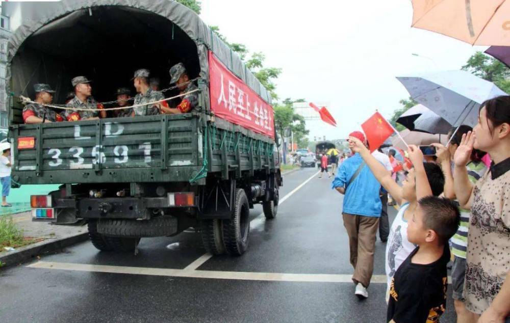 中国全力爆兵能有多恐怖？饱和式总动员，会自动触发人民战争副本