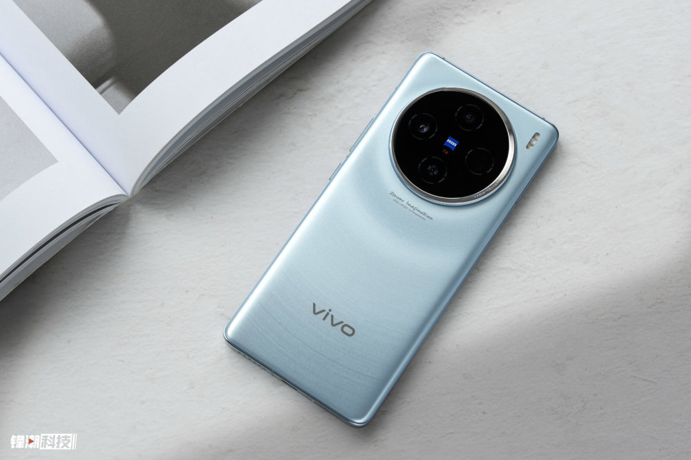 标准版也有好影像，vivo X100让你随时拍大片