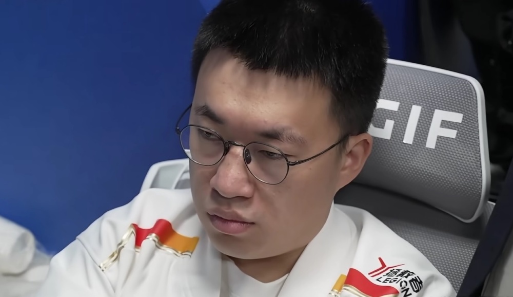 LPL：小虎“恶魔出装”火了，WBG头疼不已，电棍锐评：折中型混子