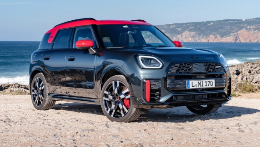 MINI JCW COUNTRYMAN全新上市，正式进军中国，售价39.98万元。