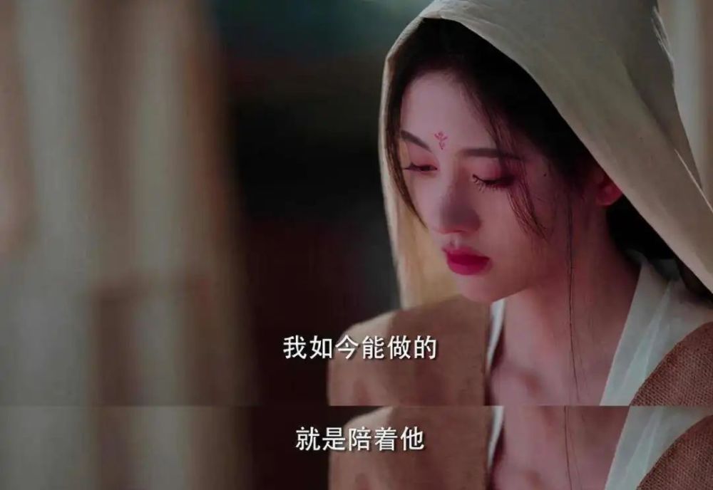 娱乐圈“5大花瓶女演员”：有人只会瞪眼，有人假吃，最尴尬的是古力娜扎