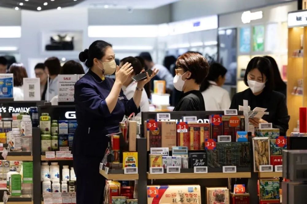 不买不让走！中国游客在韩遭遇“倾销旅游”，首尔出手了