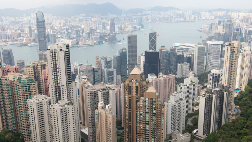 大量内地人赴港购房，资金流动隐秘通道显现。