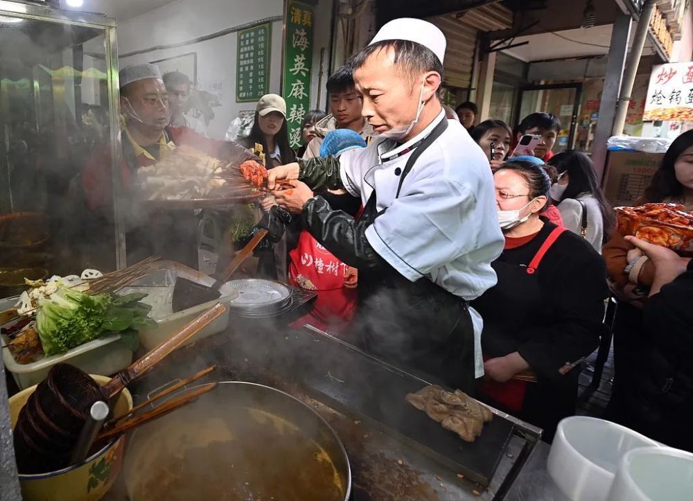 天水麻辣烫，怎么突然火了