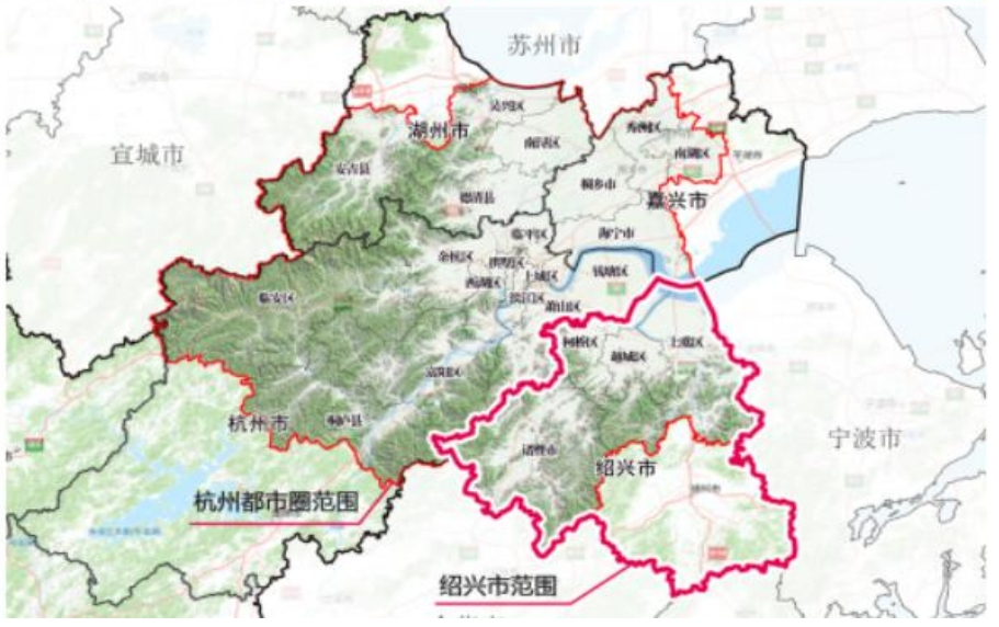 "新都市圈：迈向3万亿元产业规模的强劲起步与瘦身挑战"

1. "国家战略加速释放：万亿级产业发展新都市圈蓄势待发"
2. "砥砺前行：我国最具规模的国家级都市圈绿色转型与发展路径探讨"
3. "中国经济新引擎：推动万亿产业重塑新都市圈的坚实步伐与深度调整"
4. "构建万亿级经济体系：强力推进都市圈转型升级和结构优化的战略前瞻"
5. "崛起与减重：3万亿级国家产业聚变进程中，新型都市圈的重塑与消解之路"

这些建议旨在充分展现都市圈产业结构升级、经济发展规模扩大的宏大背景，并强调其在国家整体战略中的重要地位，以及该领域可能面临的种种挑战与机遇。通过字眼的选择，如“国家战略”、“改革驱动”、“绿色转型”等，凸显其关键性和前瞻性，同时强化了都市圈对中国未来发展的重要影响。此外，通过描述都市圈产业规模的增长速度，突显其显著的经济成就；通过揭示新的发展模式，探讨未来的不确定性与可能性，既展现了都市圈的活力与创新性，也描绘了其发展的必然趋势。这些标题都能够吸引读者的注意力并引发对主题的兴趣。