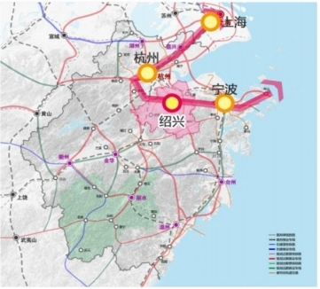 "新都市圈：迈向3万亿元产业规模的强劲起步与瘦身挑战"

1. "国家战略加速释放：万亿级产业发展新都市圈蓄势待发"
2. "砥砺前行：我国最具规模的国家级都市圈绿色转型与发展路径探讨"
3. "中国经济新引擎：推动万亿产业重塑新都市圈的坚实步伐与深度调整"
4. "构建万亿级经济体系：强力推进都市圈转型升级和结构优化的战略前瞻"
5. "崛起与减重：3万亿级国家产业聚变进程中，新型都市圈的重塑与消解之路"

这些建议旨在充分展现都市圈产业结构升级、经济发展规模扩大的宏大背景，并强调其在国家整体战略中的重要地位，以及该领域可能面临的种种挑战与机遇。通过字眼的选择，如“国家战略”、“改革驱动”、“绿色转型”等，凸显其关键性和前瞻性，同时强化了都市圈对中国未来发展的重要影响。此外，通过描述都市圈产业规模的增长速度，突显其显著的经济成就；通过揭示新的发展模式，探讨未来的不确定性与可能性，既展现了都市圈的活力与创新性，也描绘了其发展的必然趋势。这些标题都能够吸引读者的注意力并引发对主题的兴趣。