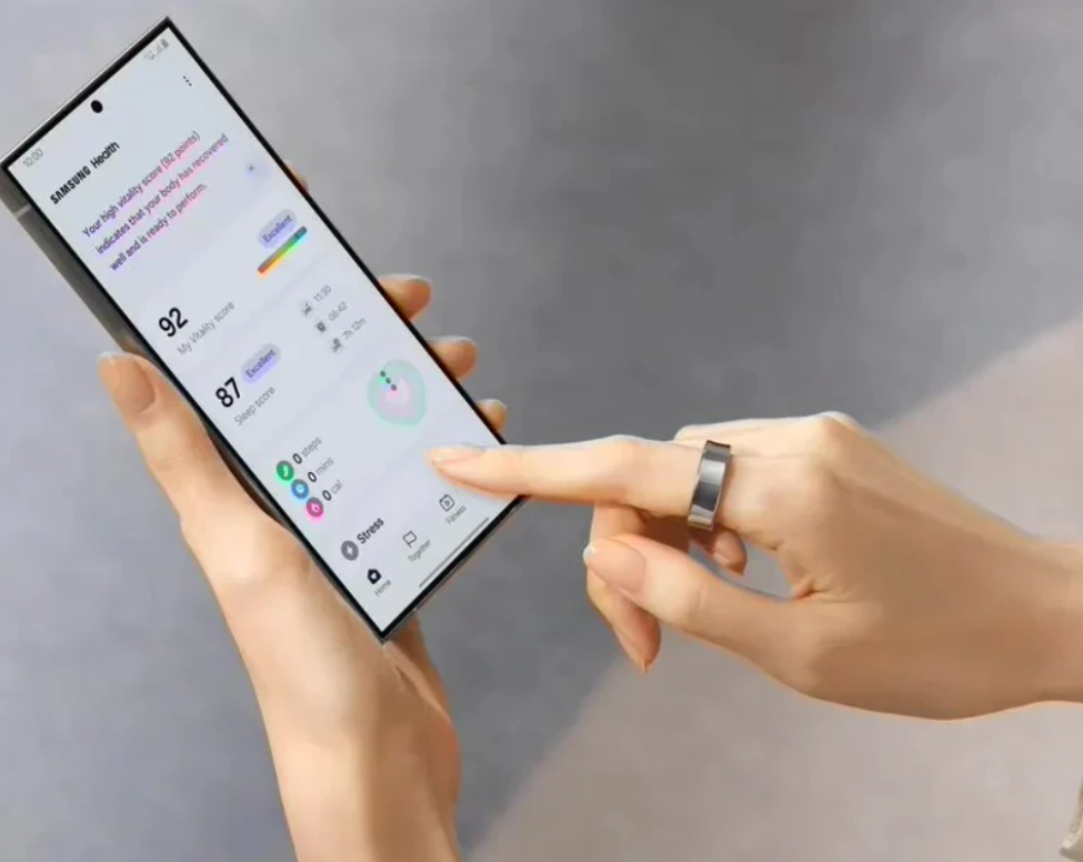 "首曝：三星Galaxy Ring智能手环采用SM-Q新序列，引领未来智慧生活新篇章！"
