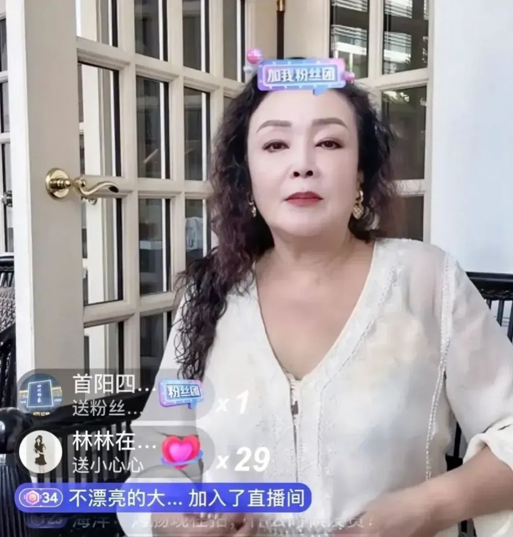 "汪小菲再娶台湾女星大S，上演年度甜蜜婚礼：前任们纷纷送上温馨祝福与动人祝福"