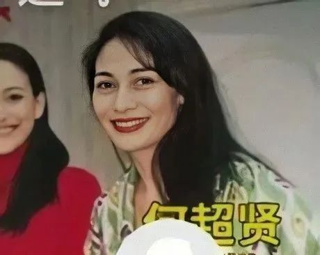 "赌王子女颜值大PK：二三房各有绝色，四房女儿却略显不足"