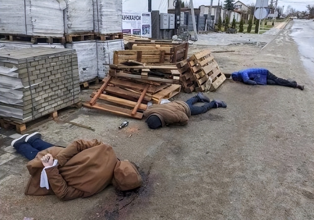 "普京领导下的欧洲觉醒：波兰总理对当前局势的清醒解读，拉美总统呼唤军人回归义务兵役制度"