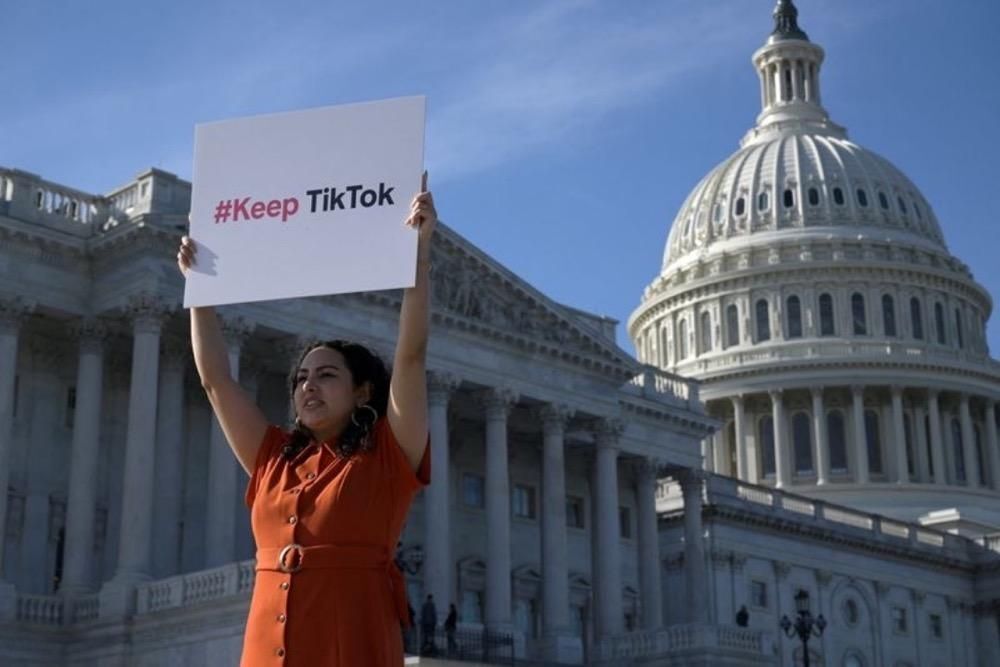 "美国主流观点：多数人反对针对TikTok的迫害，拜登政府或将陷入两难困境"