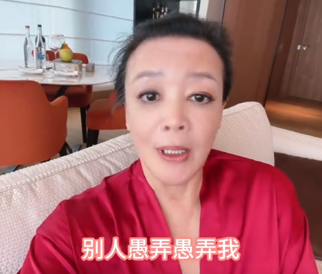 "汪小菲女友疑怀孕，张兰回应拒娶：仅送礼物，真相令人震惊"