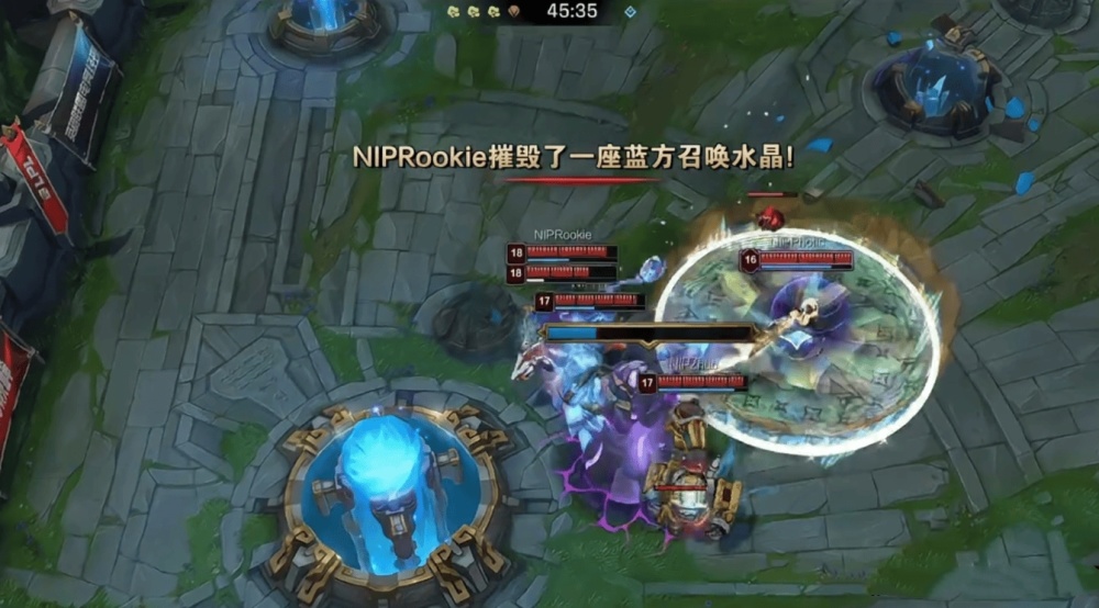 "《LOL》辅助选手焕发生机：全新面相吸引女神，有谁与他同好？"