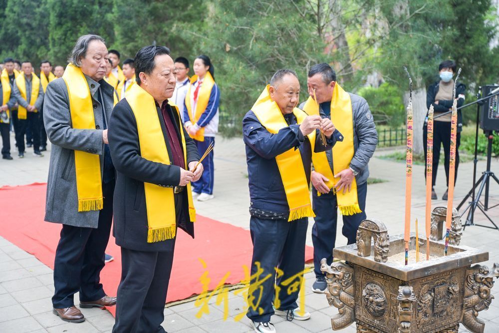 "百名张养浩后裔齐聚济南天桥，见证家族荣耀与荣光 | 新黄河镜相"