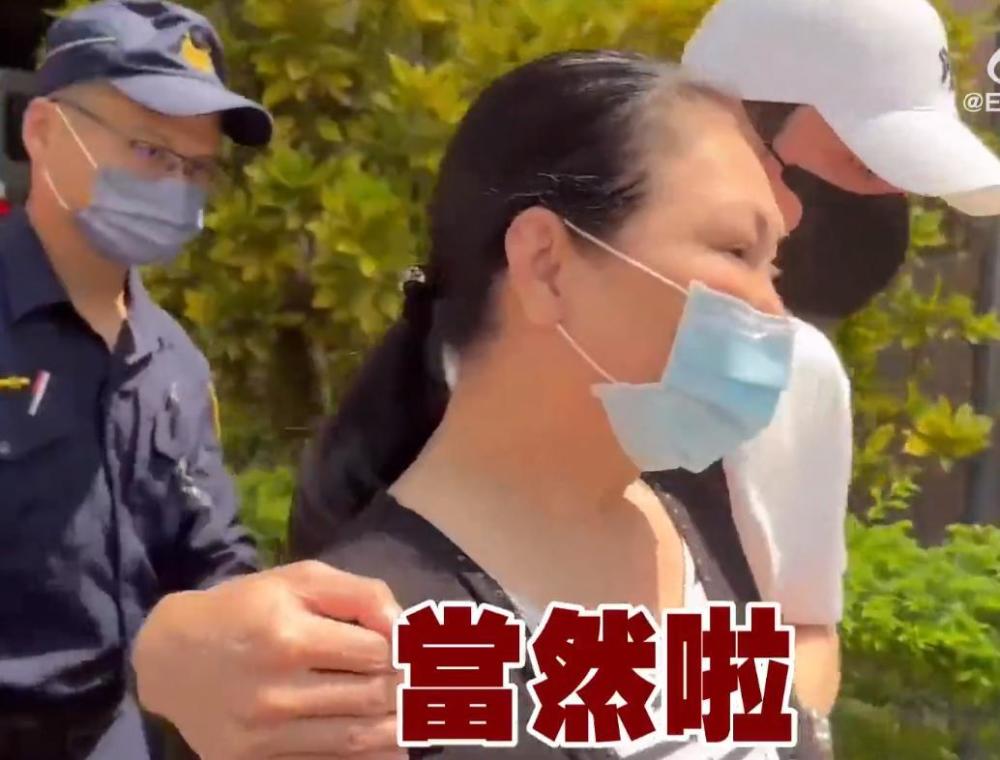 "台媒专访：当面质询S妈的女儿为何狂吃止痛药？对方却躲避沉默的精彩瞬间"