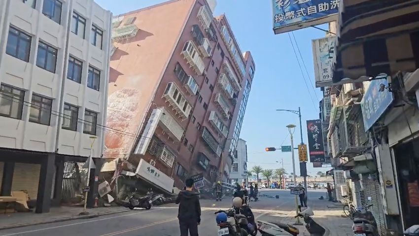 "解析惊世力量：32颗原子弹与死亡数量之间的关联"