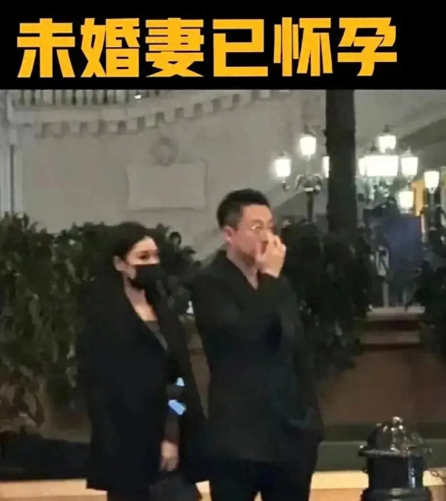 "网友急切催小菲再生娃，张兰语辞显示格局：小梅是否受影响？大S的态度如何？"