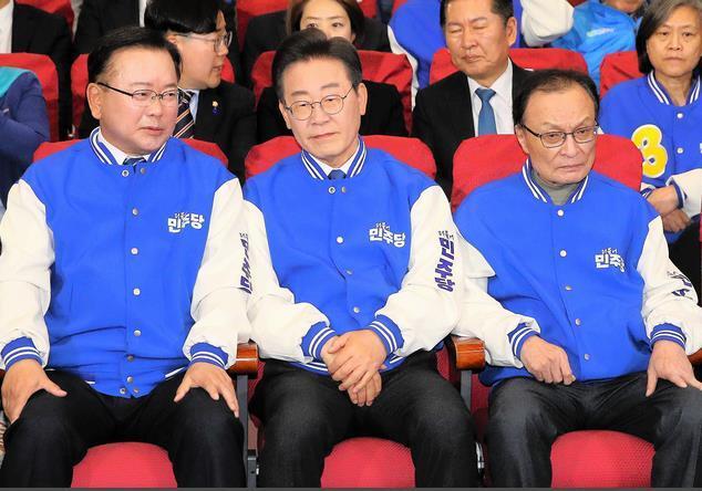 "韩国国政选举大势已定，执政党遭遇惨败，李洛渊落选"