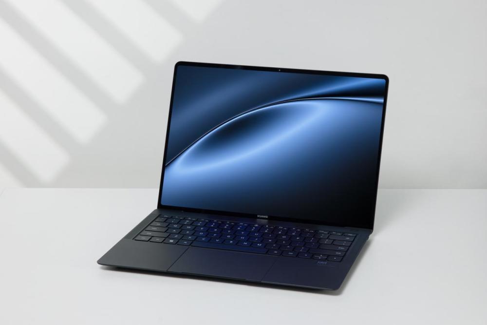 "百克时代：全面升级，MateBook X Pro带你体验卓越性能的新篇章"