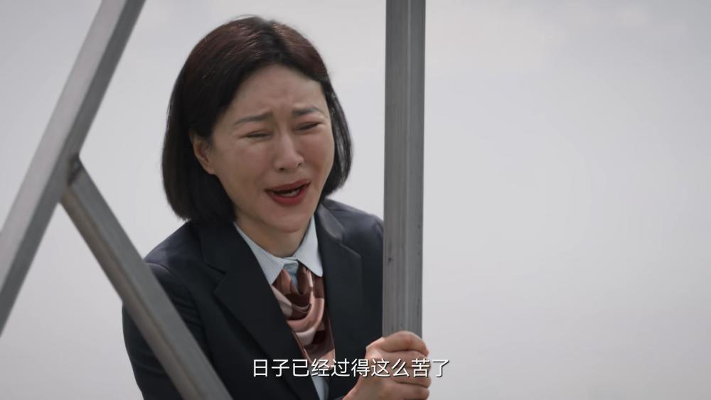 "妻子杨玉婷：戏里扮演争强好胜的女主角，而在生活中则被丈夫宠成了公主"