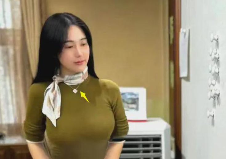 "86岁艺术家曾再次与小50岁的妻子结婚，传奇的晚年爱情故事再次展开"