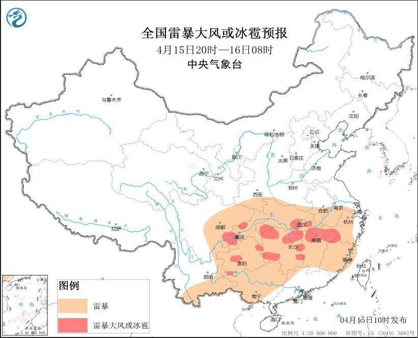 "南昌遭特大暴雨和暴风雪预警：新一轮超强对流即将袭来，关注天气变化"