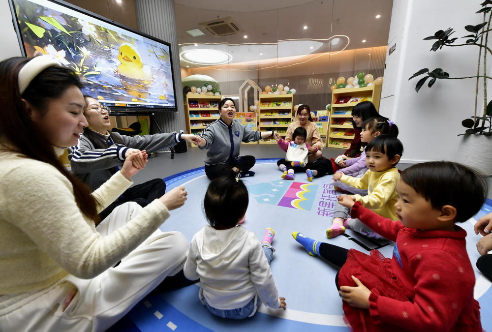 "四省份已全面实现辅助生殖手术进医保，生育假期优化：国家在生育支持政策建设方面取得重大进展"