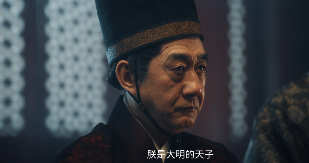 "吴京首映票房夺冠：这副王炸之作是如何出现的？"