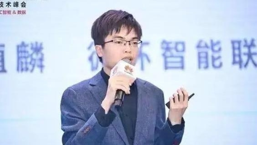 月之暗面成立一年估值高达180亿元，创始人疑被曝巨额套现