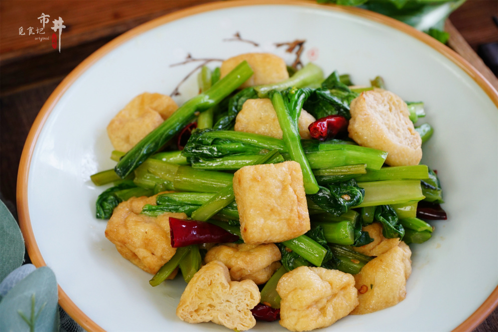 "夏季之际，别再偏食猪肉了！多吃这两种食物，让你的健康在夏天更绿意盎然！"