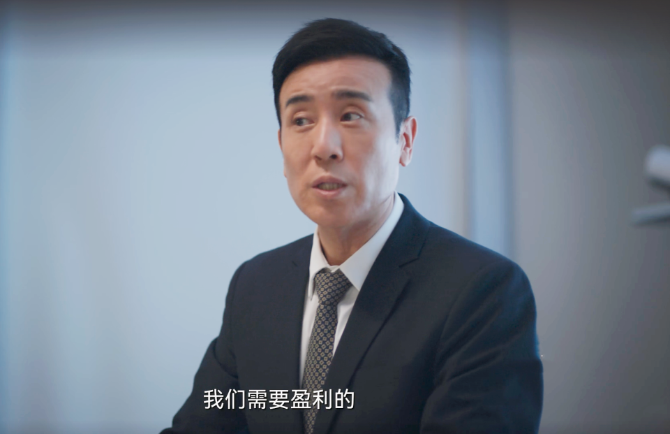 "吴显龙：家族显赫，为何只寻求赵辉的帮助而不找亲人求援?"