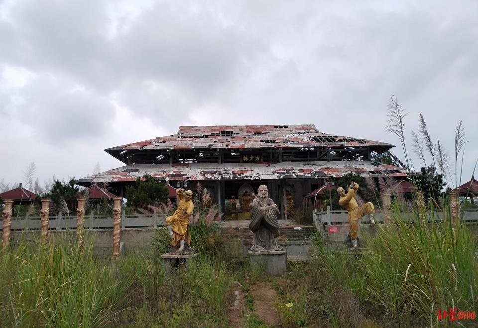 "《自媒体大亨》的生死存亡：‘山寨兵马俑’网红景区两年半后关门，老板离世家人忧虑"