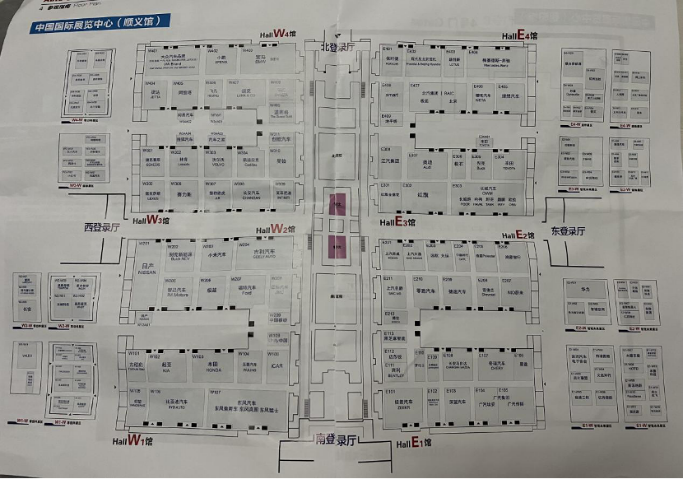 "北京车展的演变历程: 29个品牌消失与豪华车馆的魅力不再"