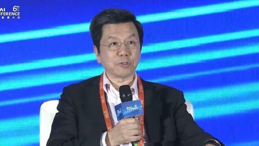 李开复：传统企业为何无法理解和应用技术，新兴的大规模机器学习如何推动B端变革