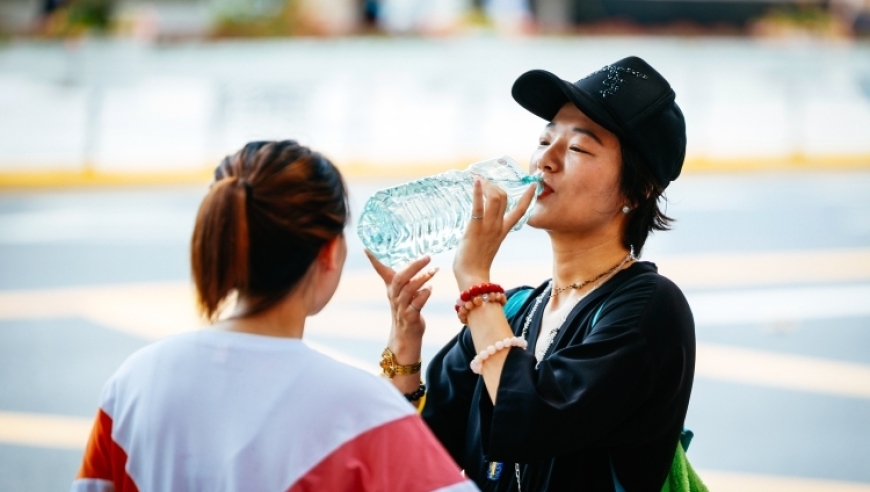 上海小暑到来 大地烈日当头 温度全国第一，如何度过这个特殊的夏季？