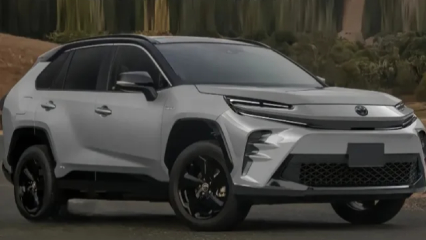 2025款丰田RAV4外观图曝光，全新内饰设计与皇冠级别内饰同步