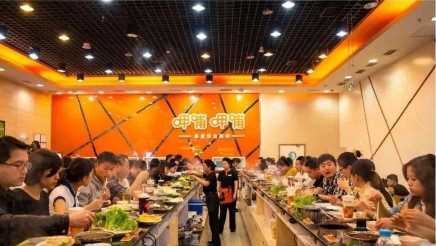 火锅帝国疯狂扩张：一年内4200家门店崛起，颠覆传统餐饮格局