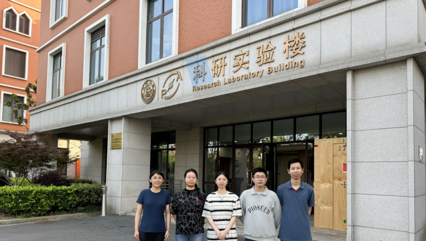 跨学科合作成功：晶体石墨烯观察出超导态，提升粒子在外加电压下的垂直位移能力，推动新型量子器件的研发