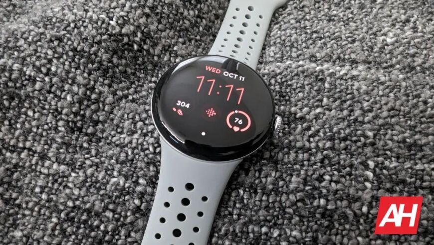 谷歌 Pixel Watch 3 智能手表表带设计解析