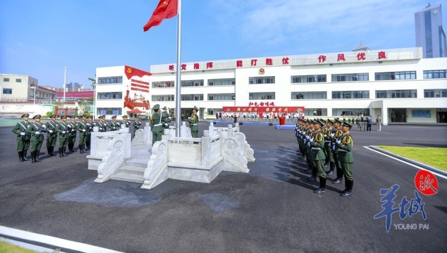 武警广东总队组织港澳青少年‘同心同行·强国有我’进军营活动实况：一场特殊的青少年成长教育之旅

优化后的

1. 聚焦武警广东总队同心同行·强国有我进军营活动，揭秘青少年寓教于乐的教育模式
2. 港澳青少年参加 同心同行·强国有我 进军营活动：一次独特的教育体验
3. ‘同心同行·强国有我’进冑营活动纪实：青少年领袖的成长之路
4. 短视频展示 同心同行·强国有我 进军营活动：全方位解读青少年的精彩瞬间
5. 武警广东总队 同心同行·强国有我 进军营活动全景报道：塑造青少年未来的新起点